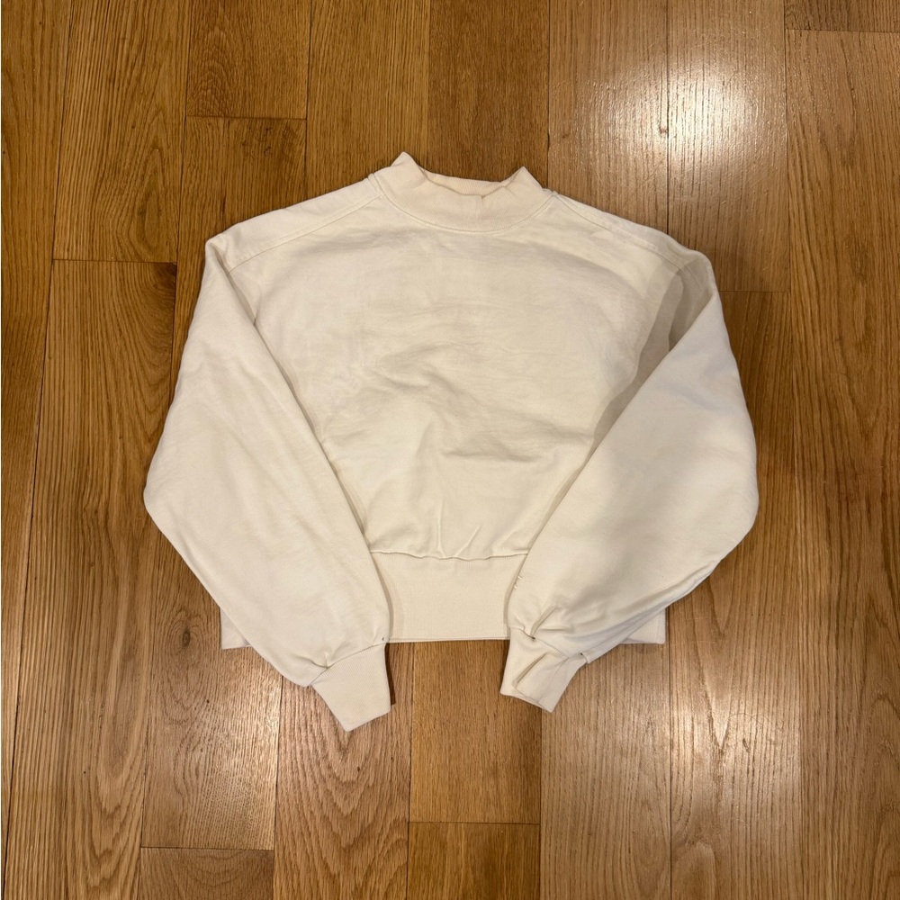Everlane Cropped Cream Sweatshirt